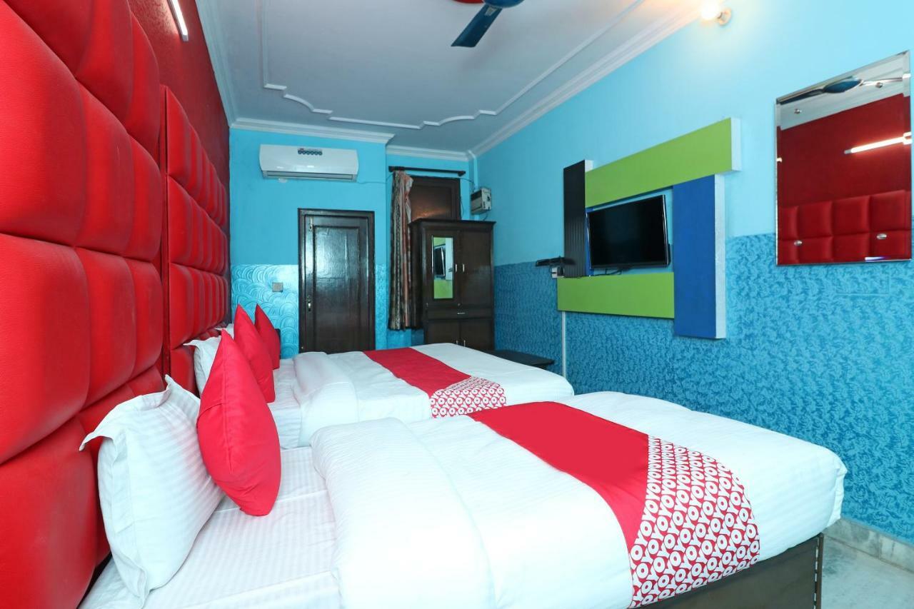 Oyo 29304 Hotel Pooja Yamuna Nagar Ngoại thất bức ảnh