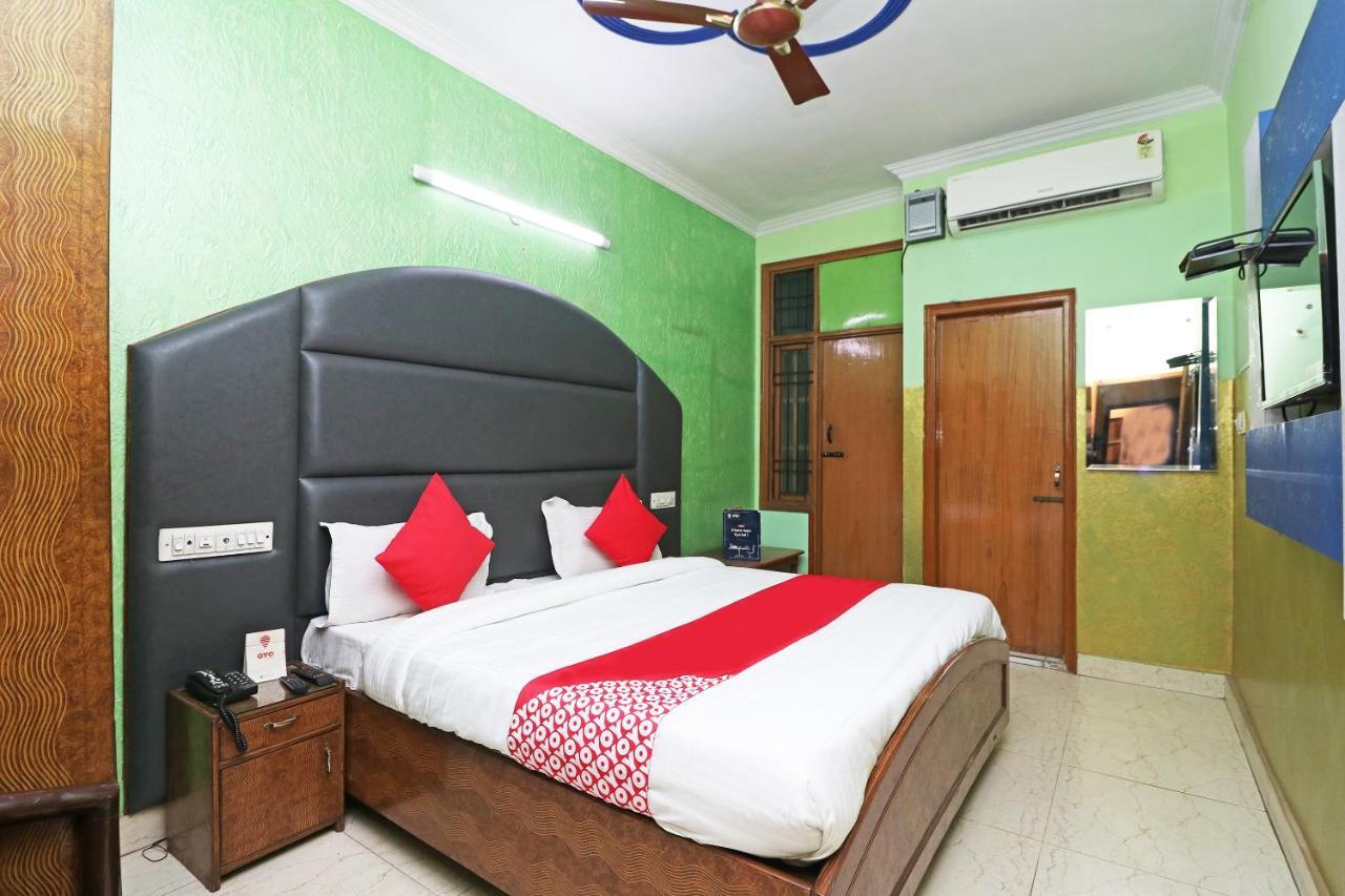 Oyo 29304 Hotel Pooja Yamuna Nagar Ngoại thất bức ảnh